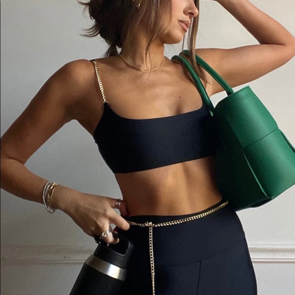 WEWOREWHAT Chain sports bra & leggings - black